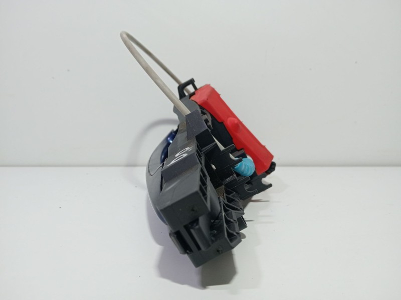 Recambio de maneta interior delantera derecha para bmw 3 (f30, f80) 318 d referencia OEM IAM 51417279312  