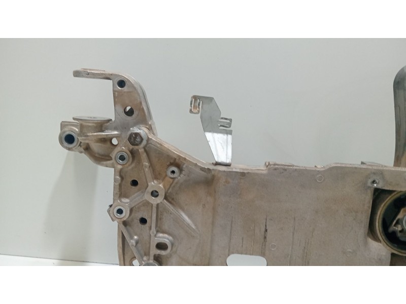 Recambio de puente delantero para audi a3 (8p1) 1.6 tdi referencia OEM IAM 1K0199313AL  