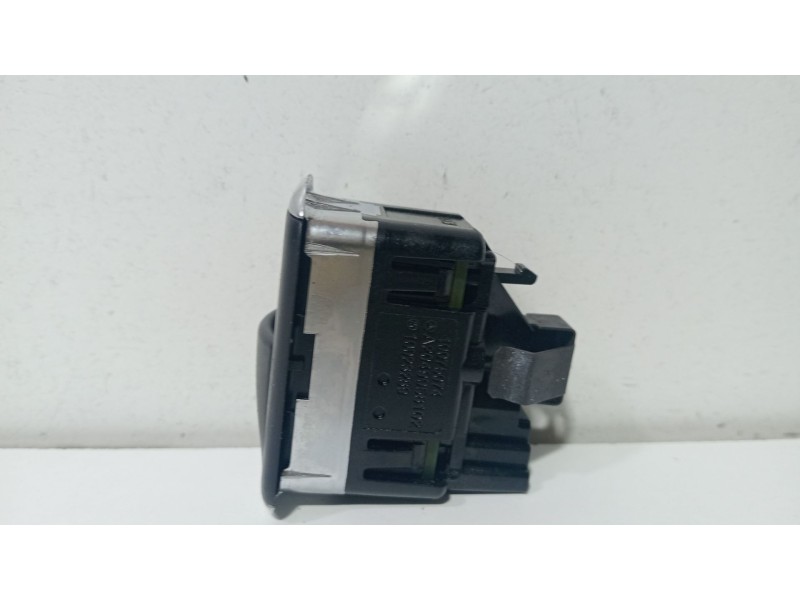 Recambio de mando elevalunas trasero izquierdo para mercedes-benz clase b sports tourer (w246, w242) b 180 cdi (246.200) referen