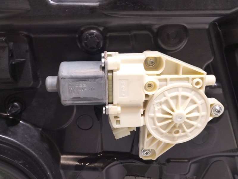 Recambio de elevalunas delantero derecho para mercedes-benz clase b sports tourer (w246, w242) b 180 cdi (246.200) referencia OE