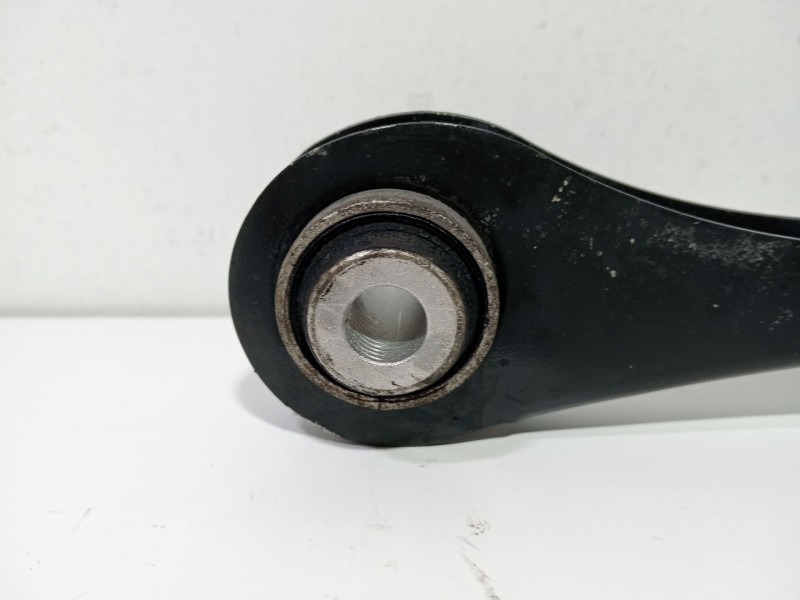 Recambio de brazo suspension inferior trasero derecho para bmw 3 (f30, f80) 318 d referencia OEM IAM 33326792544  