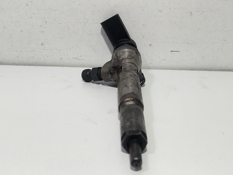 Recambio de inyector para renault scenic ii 1.5 dci diesel referencia OEM IAM 8200380253  