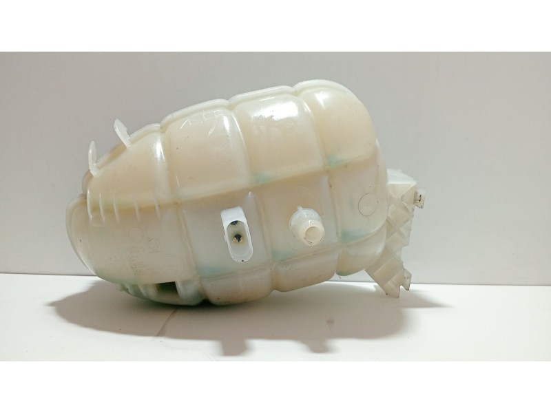 Recambio de deposito expansion para bmw 3 (f30, f80) 318 d referencia OEM IAM 17137642160  