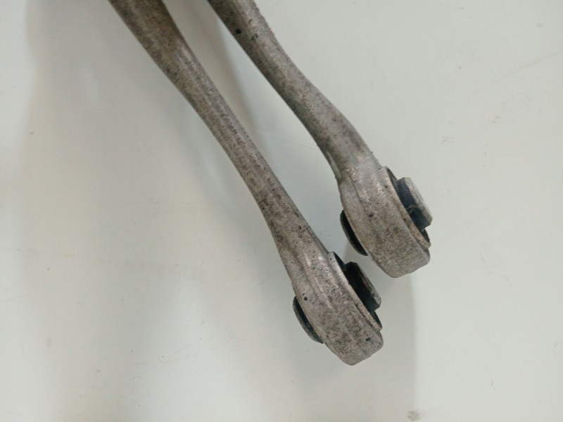 Recambio de mangueta delantera derecha para audi a5 (8t3) 2.0 tdi referencia OEM IAM 8K0407254R  