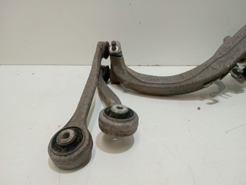 Recambio de mangueta delantera izquierda para audi a5 (8t3) 2.0 tdi referencia OEM IAM 8K0407253R  