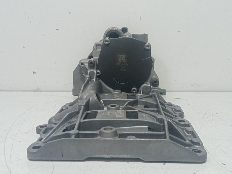 Recambio de bomba aceite para bmw serie 1 lim. (f20) 116d referencia OEM IAM 7810823  