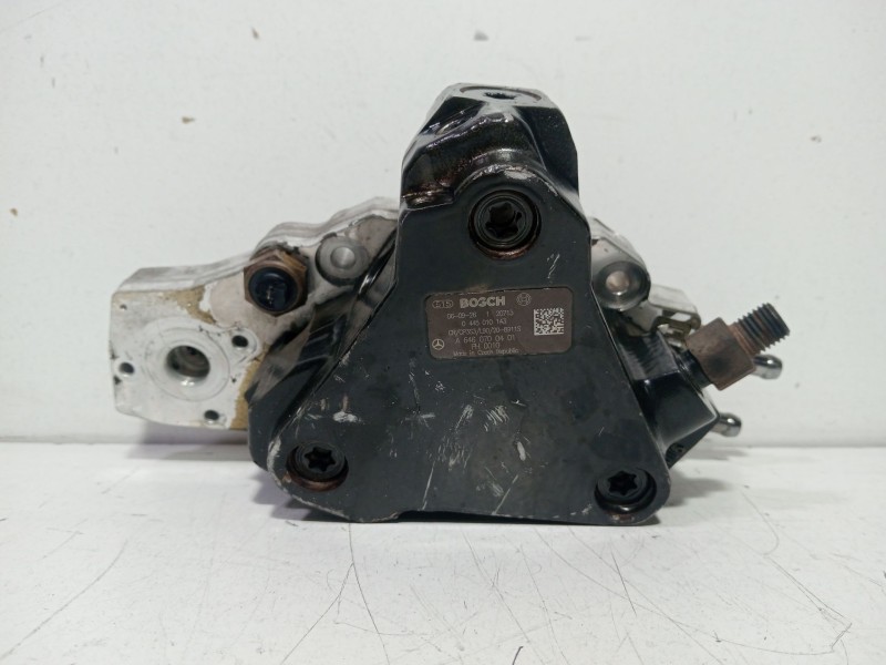 Recambio de bomba inyeccion para mercedes-benz clase e (w211) berlina e 220 cdi (211.006) referencia OEM IAM A6460700401  