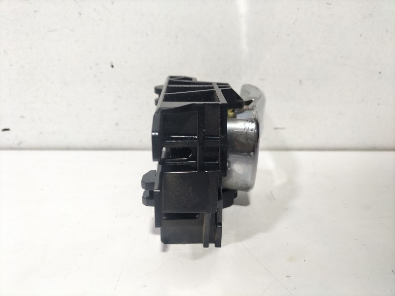 Recambio de maneta interior delantera derecha para nissan qashqai i (j10, nj10) 1.5 dci referencia OEM IAM 8318D  