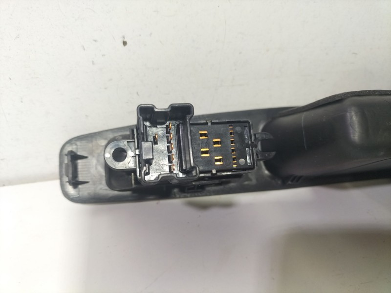 Recambio de mando elevalunas trasero derecho para nissan qashqai i (j10, nj10) 1.5 dci referencia OEM IAM QASHQAI I (J10 NJ10) 1