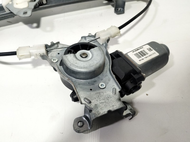 Recambio de elevalunas delantero izquierdo para nissan qashqai i (j10, nj10) 1.5 dci referencia OEM IAM 119767  