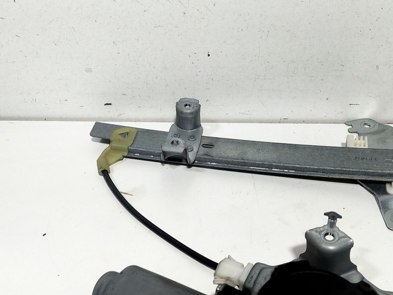 Recambio de elevalunas delantero izquierdo para nissan qashqai i (j10, nj10) 1.5 dci referencia OEM IAM 119767  