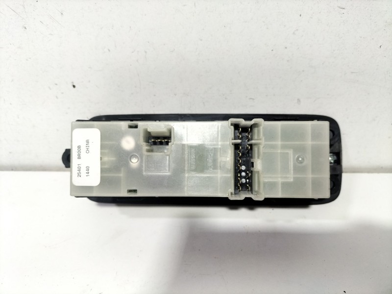 Recambio de mando elevalunas delantero izquierdo para nissan qashqai i (j10, nj10) 1.5 dci referencia OEM IAM QASHQAI I (J10 NJ1