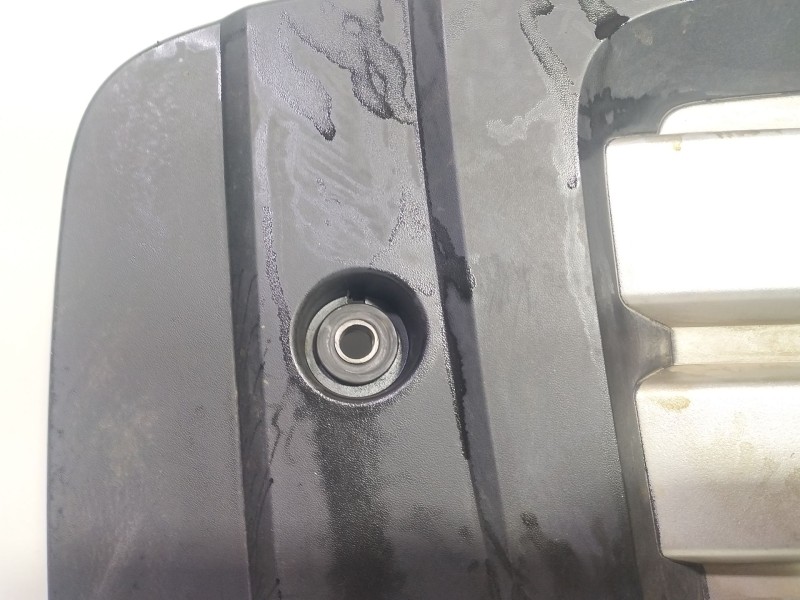 Recambio de tapa motor para kia sorento i (jc) 2.5 crdi referencia OEM IAM SORENTO I (JC) 2.5 CRDi 2002 - 2011 2497.0 140CV 5  