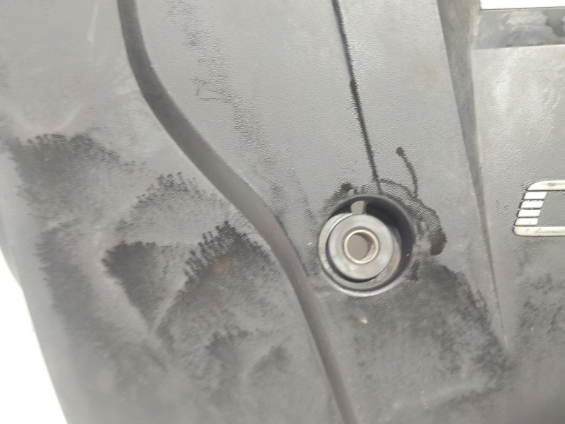 Recambio de tapa motor para kia sorento i (jc) 2.5 crdi referencia OEM IAM SORENTO I (JC) 2.5 CRDi 2002 - 2011 2497.0 140CV 5  