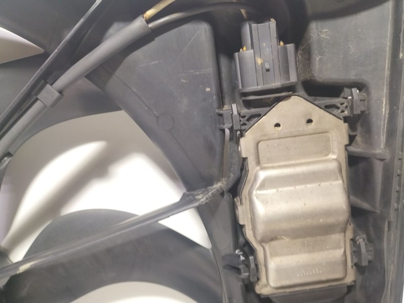 Recambio de electroventilador para mercedes-benz clase b (w246) b 200 cdi (246.208) referencia OEM IAM A2465000064  