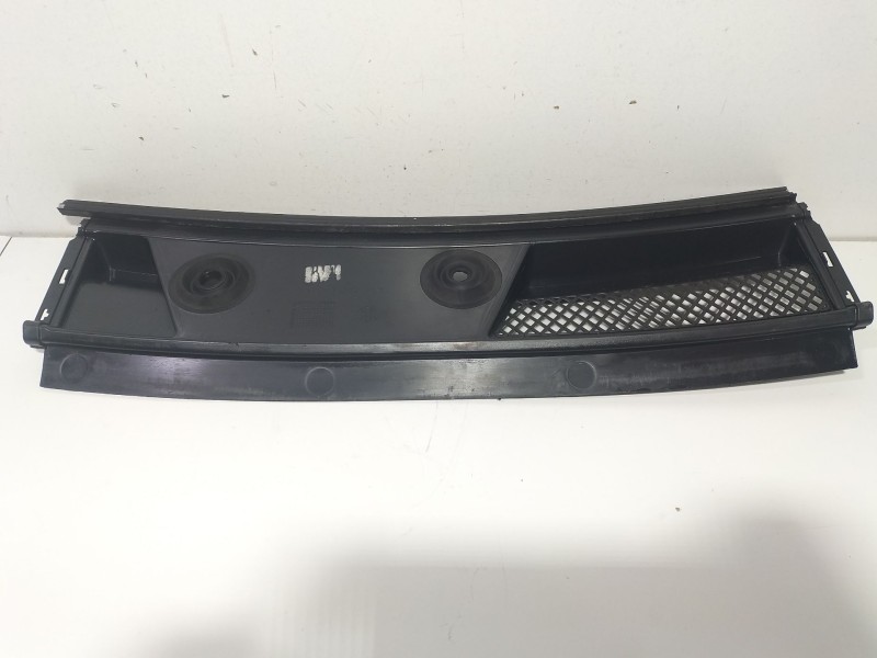 Recambio de moldura para mercedes-benz clase b sports tourer (w246, w242) b 180 cdi (246.200) referencia OEM IAM A2468300900  