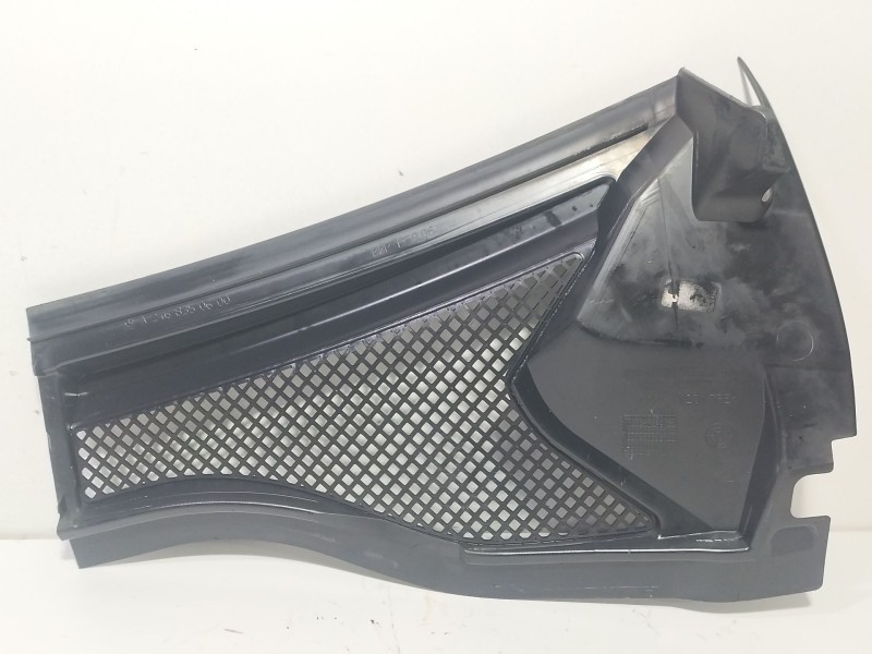 Recambio de moldura para mercedes-benz clase b sports tourer (w246, w242) b 180 cdi (246.200) referencia OEM IAM A2468350600  