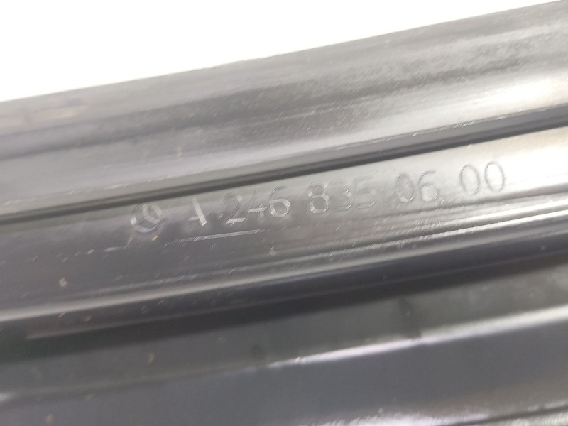 Recambio de moldura para mercedes-benz clase b sports tourer (w246, w242) b 180 cdi (246.200) referencia OEM IAM A2468350600  