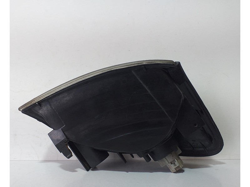 Recambio de piloto delantero derecho para toyota land cruiser (j10) 4.2 24v turbodiesel cat referencia OEM IAM 0121215D3R 70151 