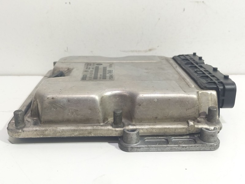 Recambio de centralita motor uce para chrysler jeep cherokee (kj) 2.5 crd básico referencia OEM IAM 0281010291  