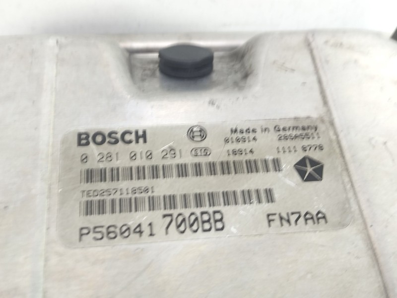 Recambio de centralita motor uce para chrysler jeep cherokee (kj) 2.5 crd básico referencia OEM IAM 0281010291  