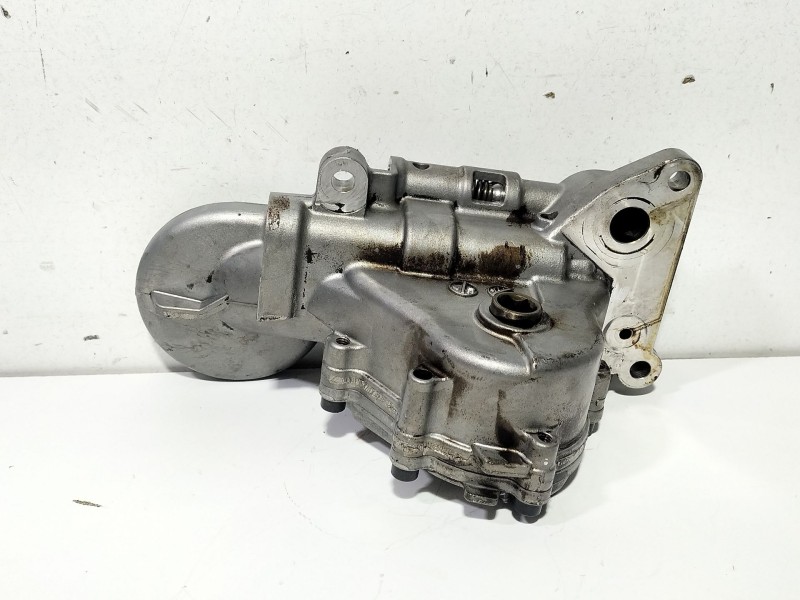 Recambio de bomba aceite para audi a6 allroad c6 (4fh) 3.2 fsi quattro referencia OEM IAM 06E115105G  
