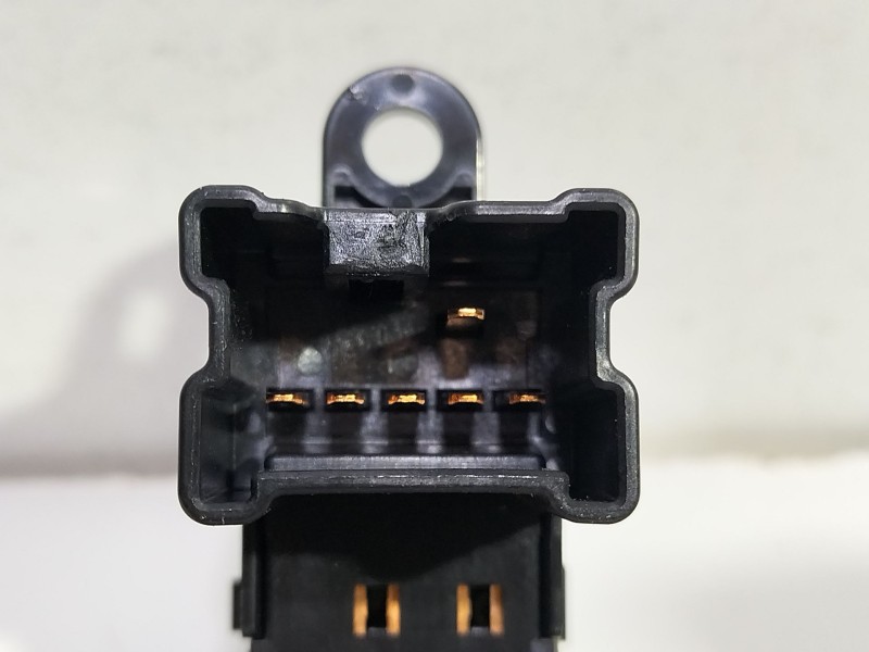 Recambio de mando elevalunas delantero derecho para nissan qashqai i (j10, nj10) 1.5 dci referencia OEM IAM 25411BR00A  