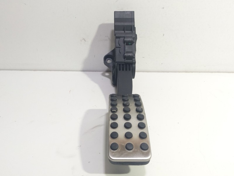 Recambio de potenciometro pedal para mercedes-benz clase b sports tourer (w246, w242) b 180 cdi (246.200) referencia OEM IAM A24
