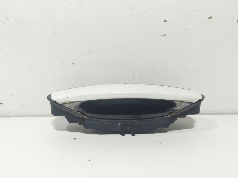 Recambio de maneta exterior delantera derecha para audi a3 (8p1) 1.6 tdi referencia OEM IAM 4B0839985  