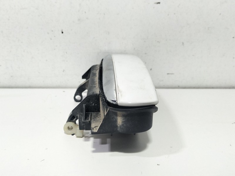 Recambio de maneta exterior delantera derecha para audi a3 (8p1) 1.6 tdi referencia OEM IAM 4B0839985  