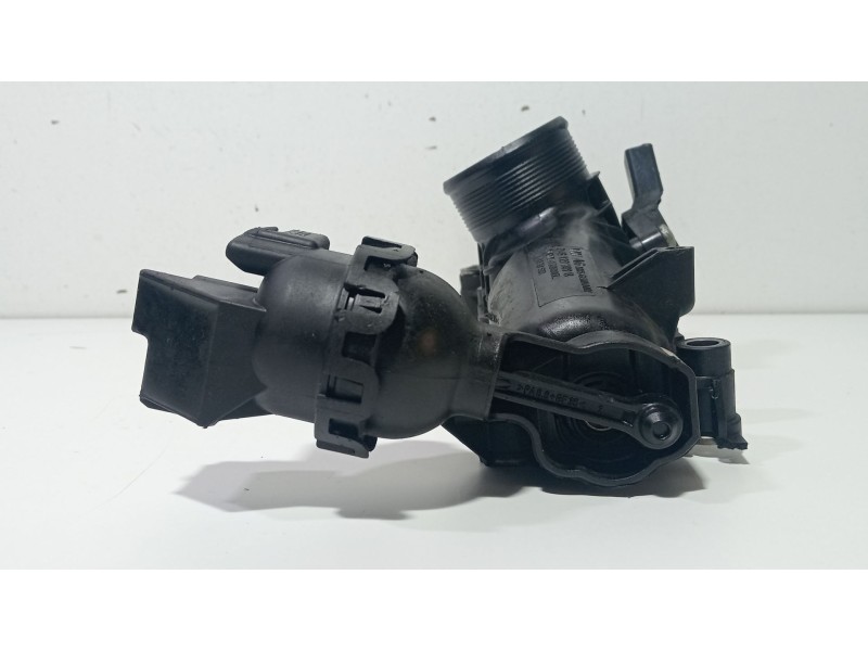 Recambio de colector admision para skoda fabia iii (nj3) 1.4 tdi referencia OEM IAM 04B129709B  