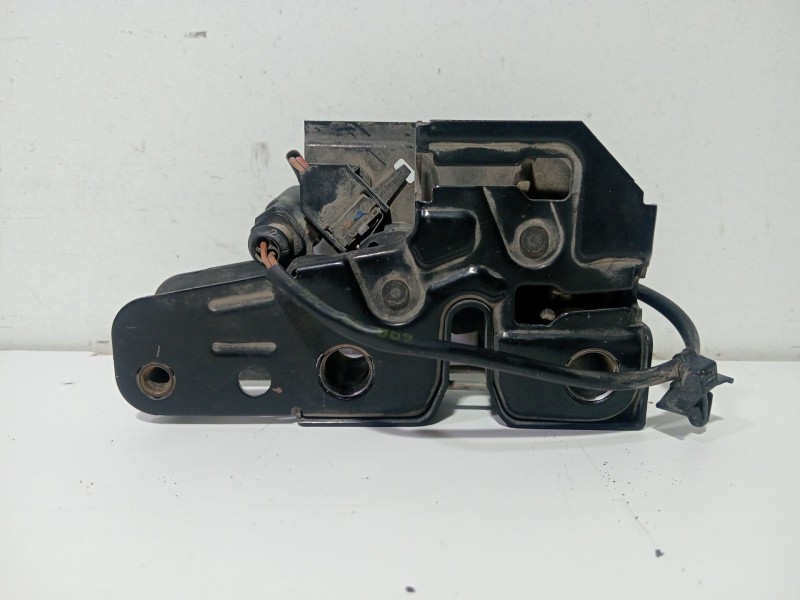 Recambio de cerradura maletero / porton para volkswagen polo iv (9n_, 9a_) 1.4 16v referencia OEM IAM POLO IV (9N_ 9A_) 1.4  