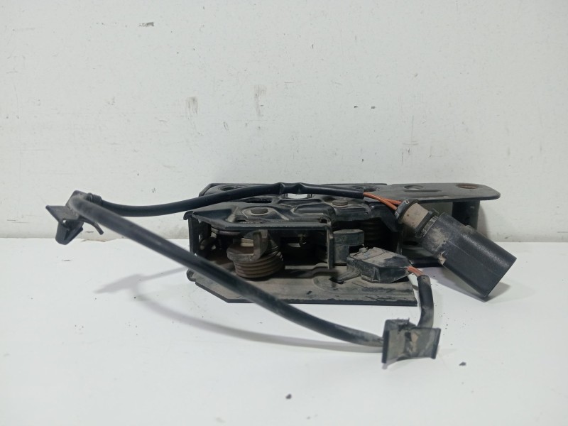 Recambio de cerradura maletero / porton para volkswagen polo iv (9n_, 9a_) 1.4 16v referencia OEM IAM POLO IV (9N_ 9A_) 1.4  