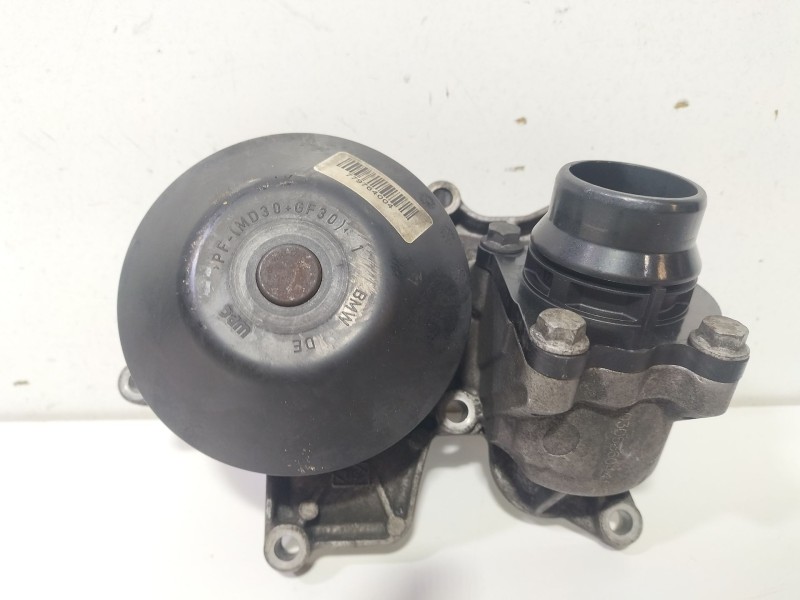 Recambio de bomba agua para bmw x3 (e83) 2.0 sd referencia OEM IAM 779764004  