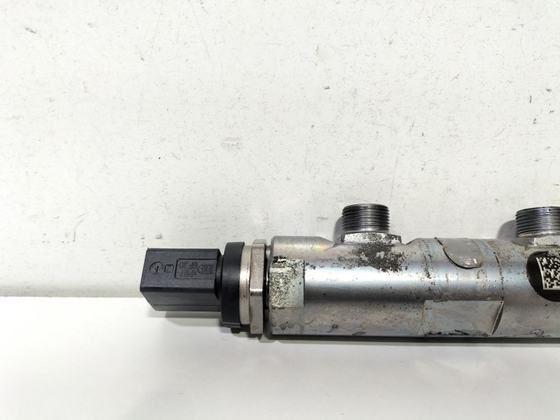 Recambio de rampa inyectora para bmw serie 1 berlina (e81/e87) 2.0 turbodiesel cat referencia OEM IAM 0445214183  
