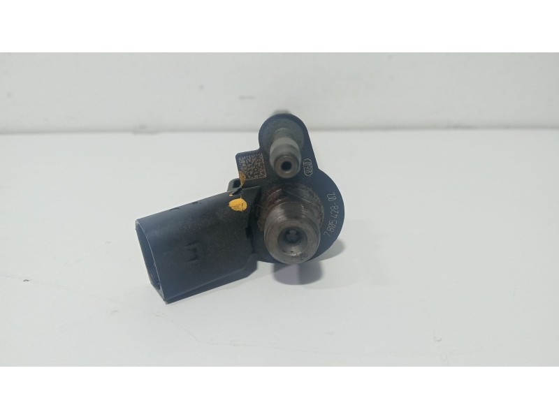 Recambio de inyector para bmw serie 5 touring (f11) 3.0 turbodiesel referencia OEM IAM 780542802  