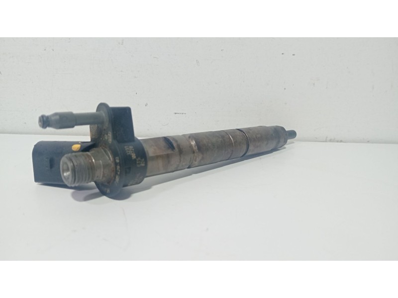 Recambio de inyector para bmw serie 5 touring (f11) 3.0 turbodiesel referencia OEM IAM 780542802  