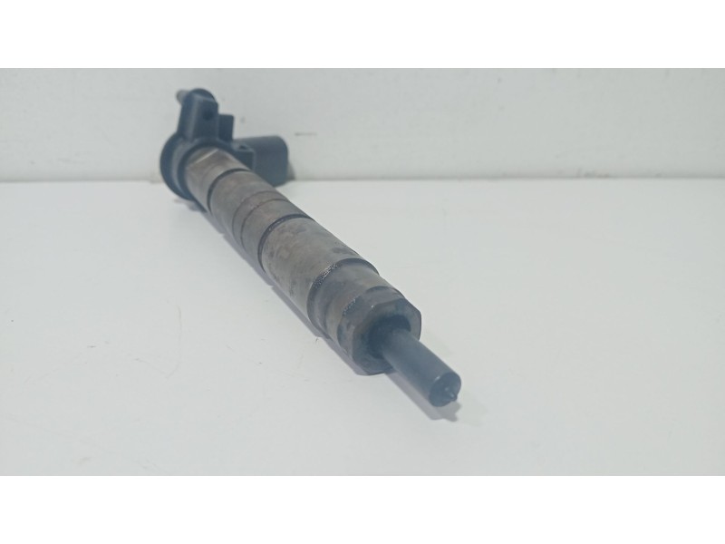 Recambio de inyector para bmw serie 5 touring (f11) 3.0 turbodiesel referencia OEM IAM 780542802  