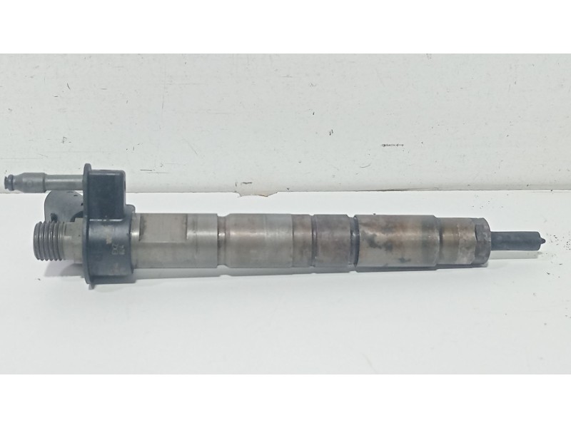 Recambio de inyector para bmw serie 5 touring (f11) 3.0 turbodiesel referencia OEM IAM 7805428002  