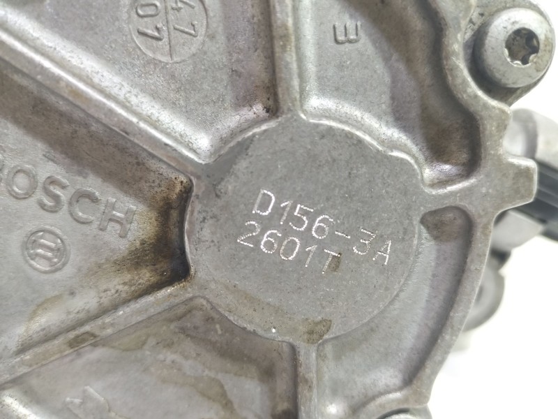 Recambio de depresor freno / bomba vacio para ford focus berlina (cap) 1.6 tdci cat referencia OEM IAM D156-3A2601T  