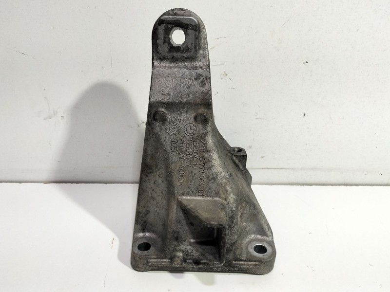 Recambio de soporte motor para bmw serie 1 berlina (e81/e87) 116d referencia OEM IAM 13807410  