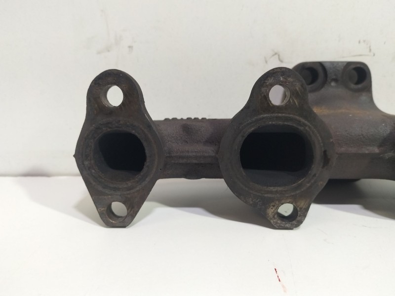 Recambio de colector escape para ford focus berlina (cap) 1.6 tdci cat referencia OEM IAM 648028  