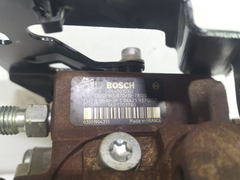 Recambio de bomba inyeccion para ford focus ii furgoneta/station wagon 1.6 tdci referencia OEM IAM 0445010102  