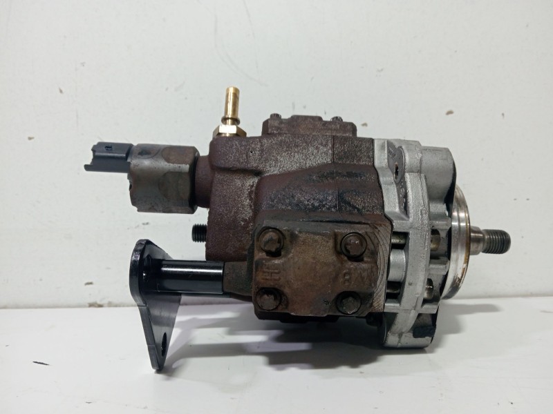 Recambio de bomba inyeccion para ford focus berlina (cak) 1.8 tdci turbodiesel cat referencia OEM IAM A2C200030  