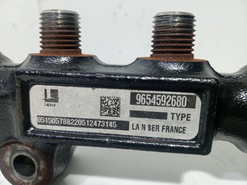 Recambio de rampa inyectora para ford fiesta vi (cb1, ccn) 1.6 tdci referencia OEM IAM 9654592680  