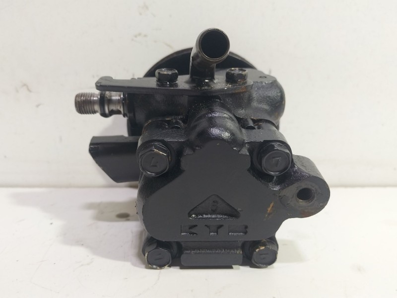 Recambio de bomba direccion para mitsubishi montero (l040) 2500 td (2-ptas.) referencia OEM IAM 78088  