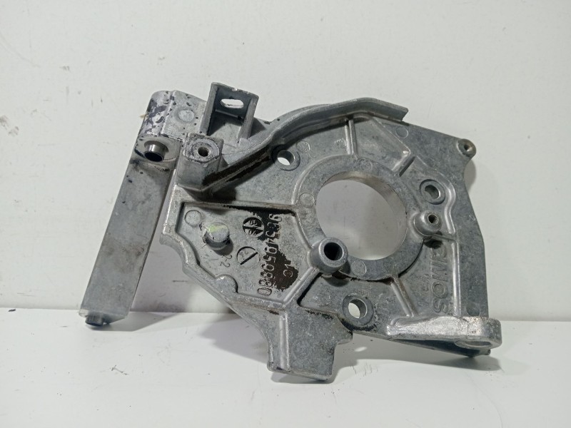 Recambio de soporte bomba inyeccion para peugeot partner (s2) 1.6 16v hdi referencia OEM IAM 9654959880  