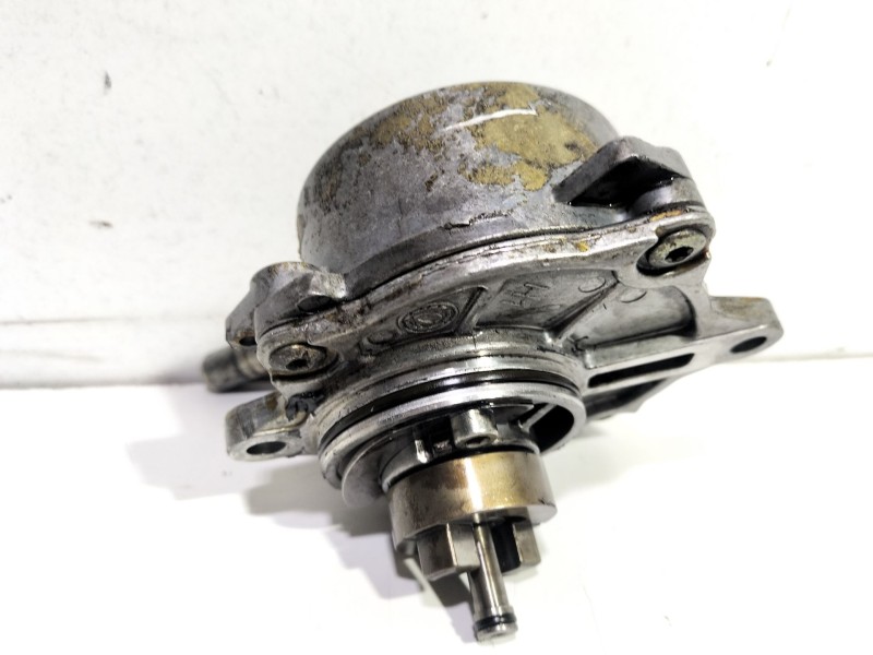 Recambio de depresor freno / bomba vacio para mercedes-benz sprinter 02.00  caja abierta 2.2 cdi cat referencia OEM IAM A6112300