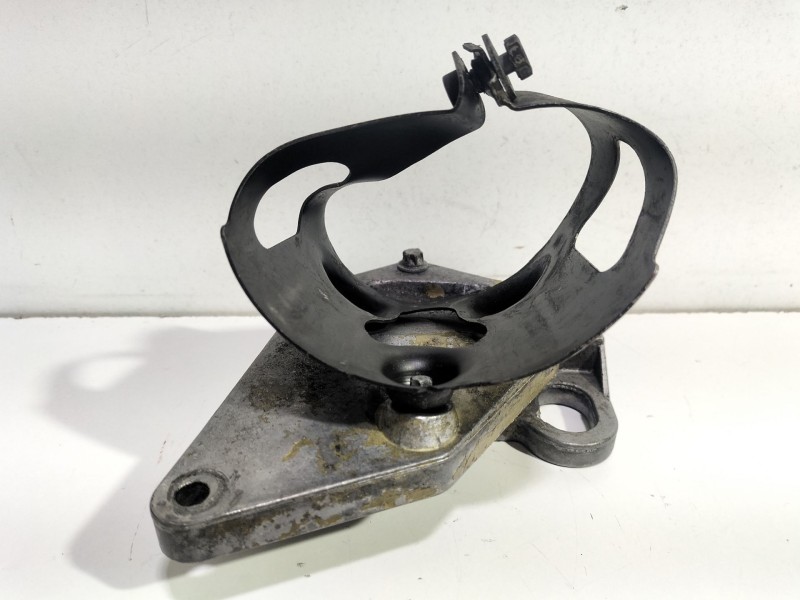 Recambio de soporte filtro gasoil para mercedes-benz sprinter 02.00  caja abierta 2.2 cdi cat referencia OEM IAM 6110981139  