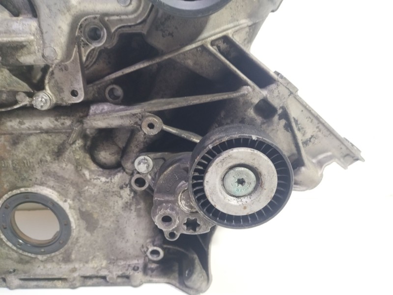 Recambio de tapa distribucion para mercedes-benz sprinter 02.00  caja cerrada 311 cdi (903.661-662) referencia OEM IAM R61101510